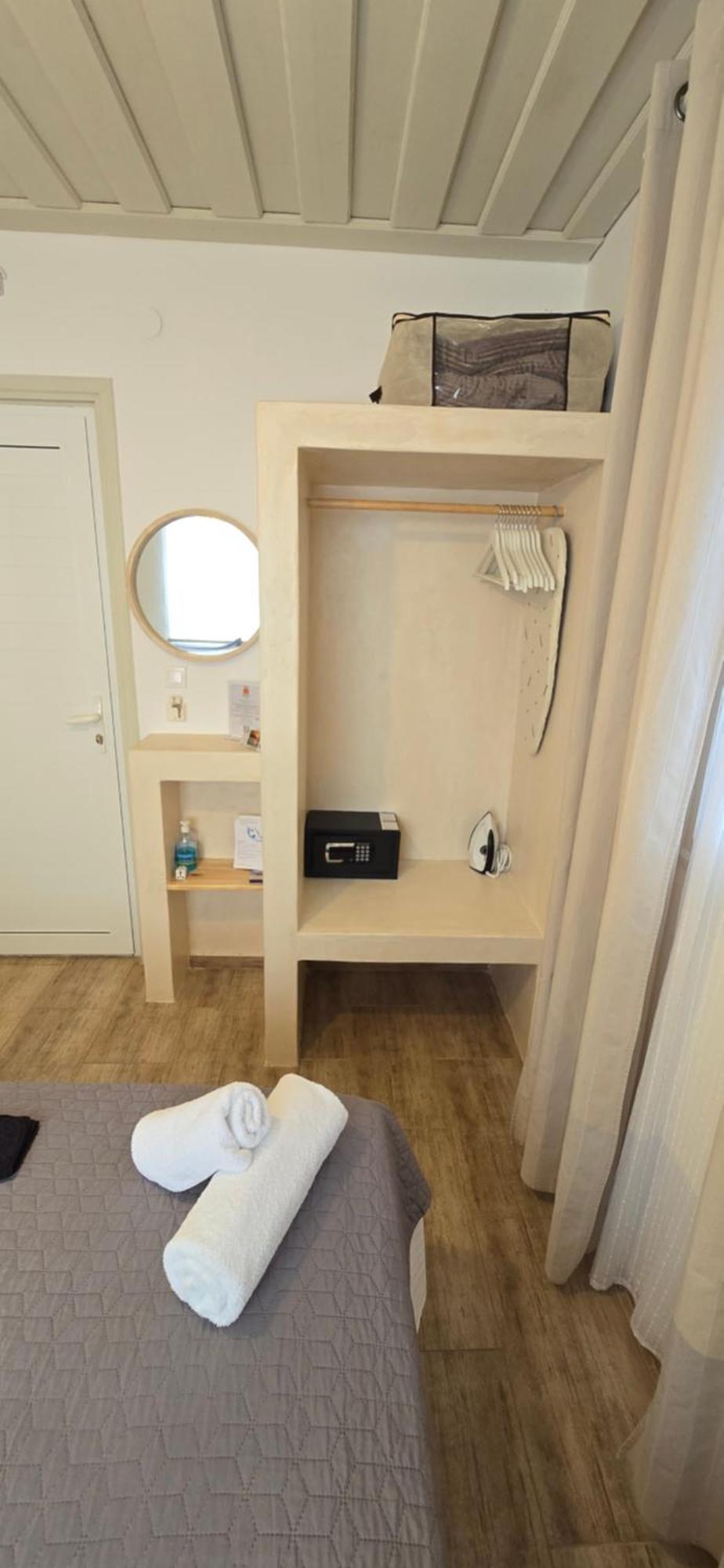 Sunrise Apartments Livadia  Luaran gambar